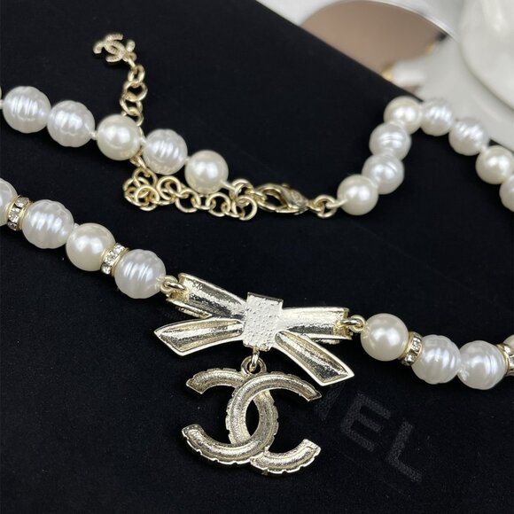 Chanel Pearl Necklace - Picture 5 of 5
